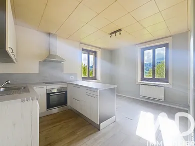 Immeuble à Morbier (39400)