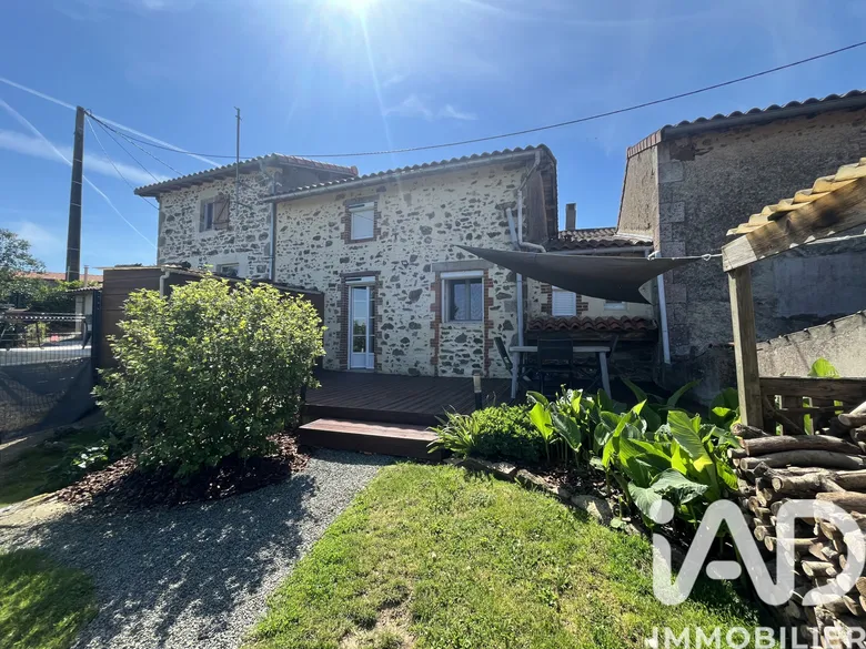 Maison 4 pièces 126 m² · à Sèvremont · 126 m² · 183 000 €