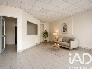 Immeuble à Saint-Vallier (26240)