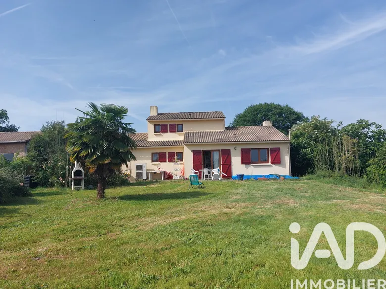 Maison 4 pièces 133 m² · à Divatte-sur-Loire · 133 m² · 311 000 €
