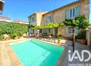 Townhouse in Saint-Gilles (30800)