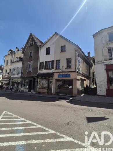 Immeuble à Tonnerre (89700)