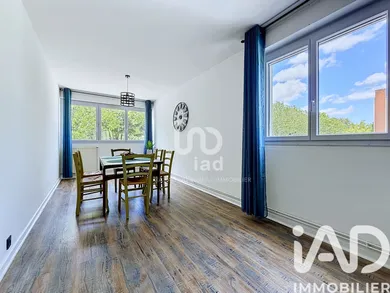 Appartement à SAINT PRIEST (69800)