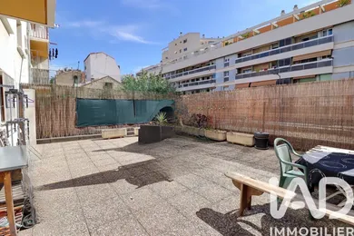 Apartment in Marseille (13005)