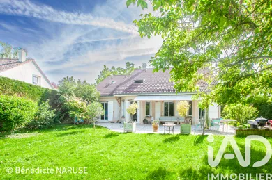 Maison à Noisy le roi (78590)