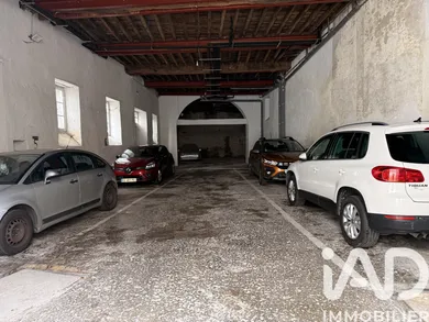 Parking in Oloron-Sainte-Marie (64400)