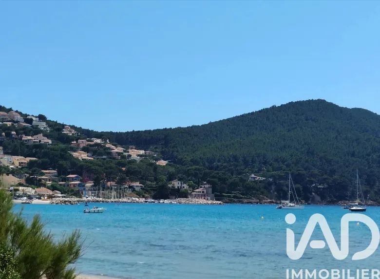 Maison 9 pièces 223 m² · à Saint-Cyr-sur-Mer · 223 m² · 1 540 000 €