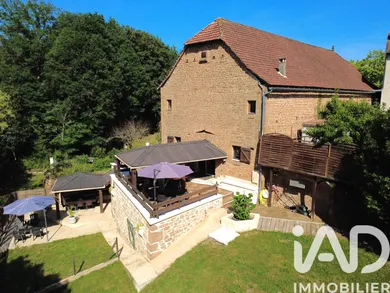Grange à Lacapelle-Marival (46120)
