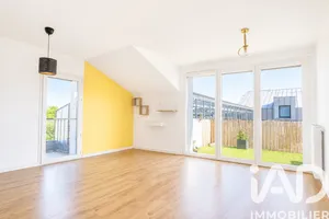 Apartment in Chantilly (60500)
