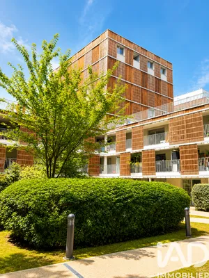Apartment in Colombes (92700)