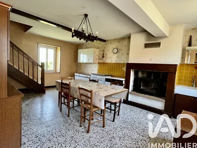 Village house in Montlouis-sur-Loire (37270)