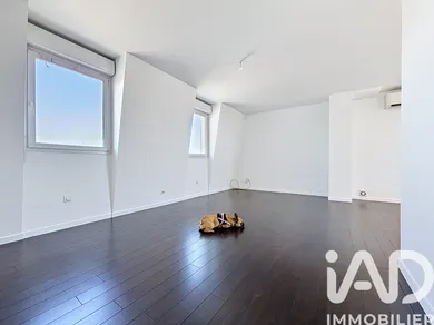 Apartment in Antony (92160)