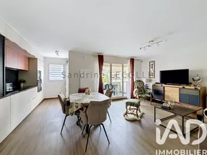 Apartment in Chessy (77700)