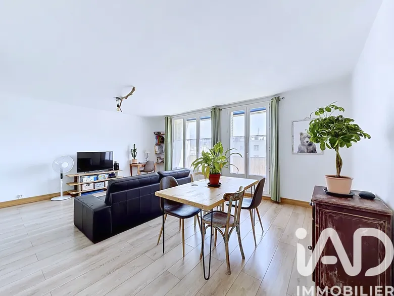Appartement 3 pièces 69 m² · à Grenoble · 69,5 m² · 194 000 €