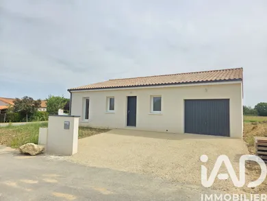 Maison traditionnelle à Saint-Martin-la-Pallu (86380)