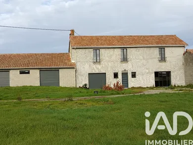 Maison traditionnelle à Loudun (86200)