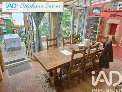 Townhouse in Le Pontet (84130)