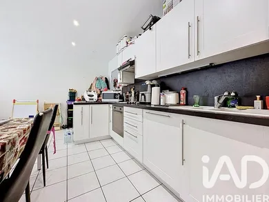 Apartment in Forges-les-Bains (91470)