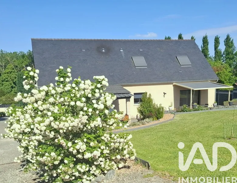 Maison 5 pièces 155 m² · à Jarzé · 155,2 m² · 369 000 €