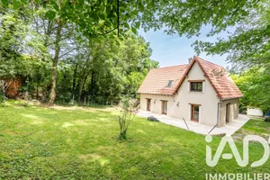 Maison traditionnelle à Linas (91310)