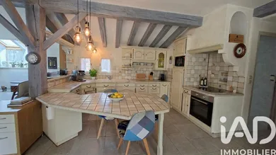 Village house in Mayet (72360)