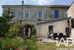 House in Saint-Louis-de-Montferrand (33440)