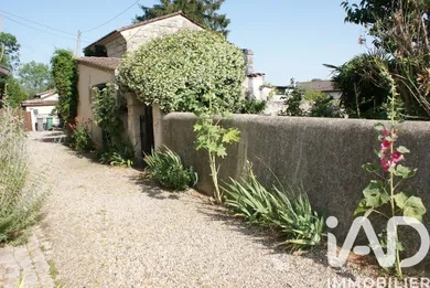 House in Saint-Louis-de-Montferrand (33440)