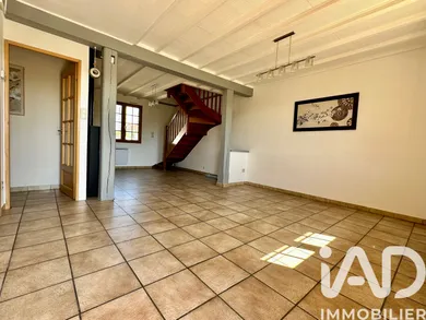 Detached house in Mergey (10600)