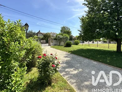 Detached house in Mergey (10600)