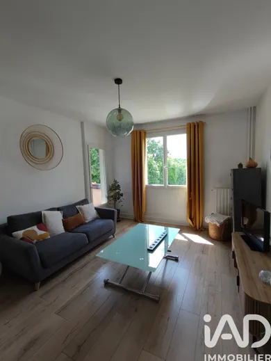 Apartment in Brunoy (91800)