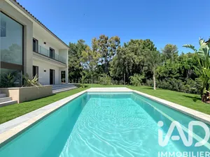 Traditional house in Les Issambres (83380)
