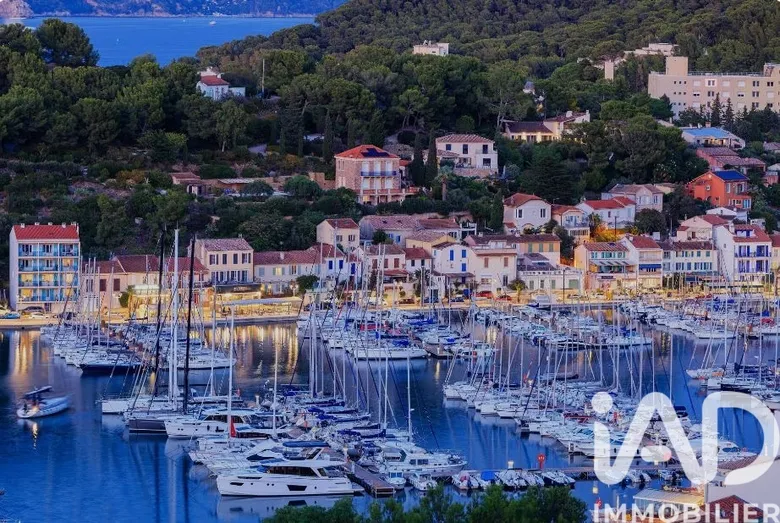 Appartement 1 pièce 20 m² · à Saint-Mandrier-sur-Mer · 20 m² · 139 000 €
