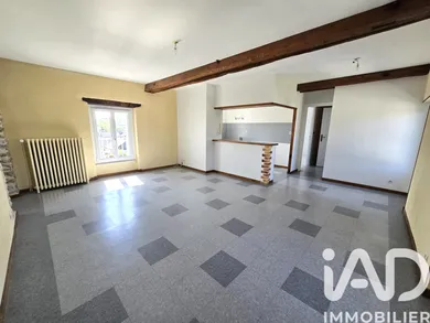 Apartment in Chalonnes-sur-Loire (49290)