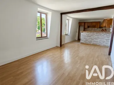 Apartment in Villenoy (77124)