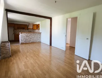 Apartment in Villenoy (77124)