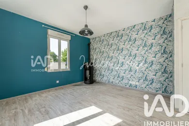 Townhouse in Villeneuve-Saint-Germain (02200)