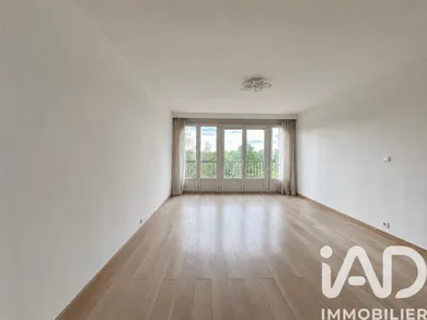 Apartment in Rennes (35200)