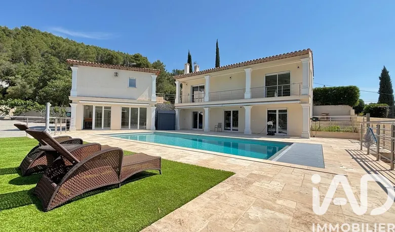 Maison 7 pièces 192 m² · à La Motte · 192 m² · 1 190 000 €