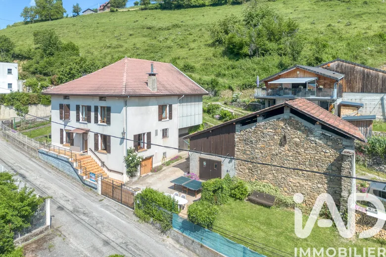 Maison 5 pièces 128 m² · à Crêts en Belledonne · 128 m² · 360 000 €