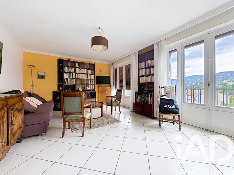Appartement 5 pièces 102 m² · à Millau · 102 m² · 193 000 €