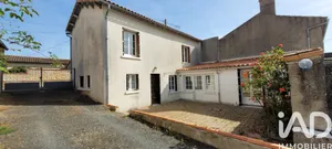 Maison de village à Louin (79600)