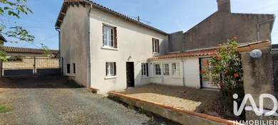Maison de village à Louin (79600)