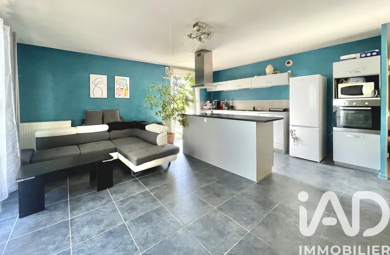 Appartement 3 pièces 66 m² · à Grenoble · 65,8 m² · 135 000 €