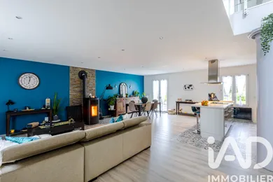 Maison d'architecte à Hondainville (60250)