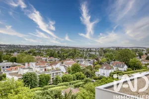 Apartment in Saint-Gratien (95210)
