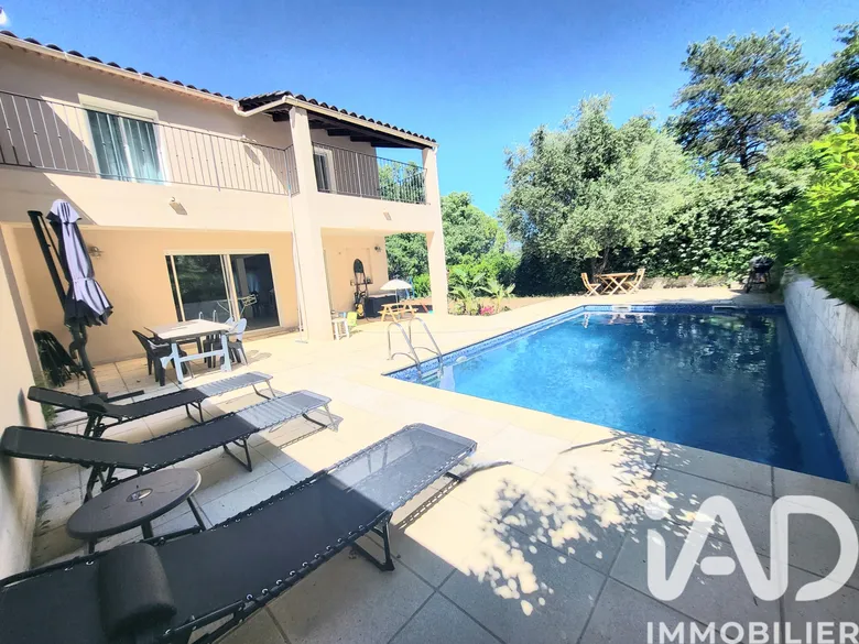 Maison 4 pièces 120 m² · à Callian · 120 m² · 549 000 €