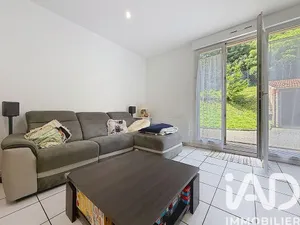Apartment in Forges-les-Bains (91470)