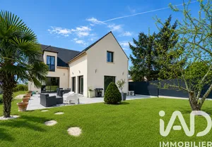 Architectural house in  GRISY SUISNES (77166)