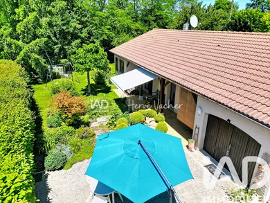 Pavillon à Buellas (01310)