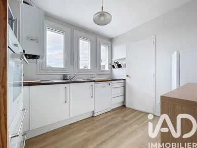 Apartment in Nantes (44100)